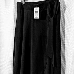 1X Torrid faux wrap skirt